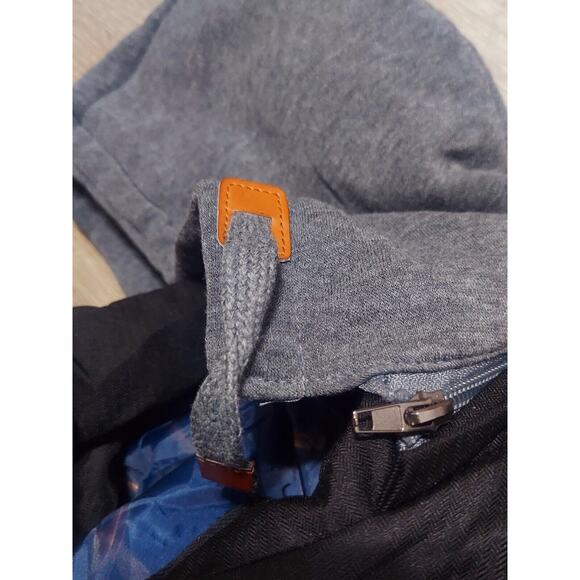 VOGUE IS ME - Vgh Fashion Quilted Down Full Zip Hooded Vest - Bust 40" - L 23" - Picture 9 of 11